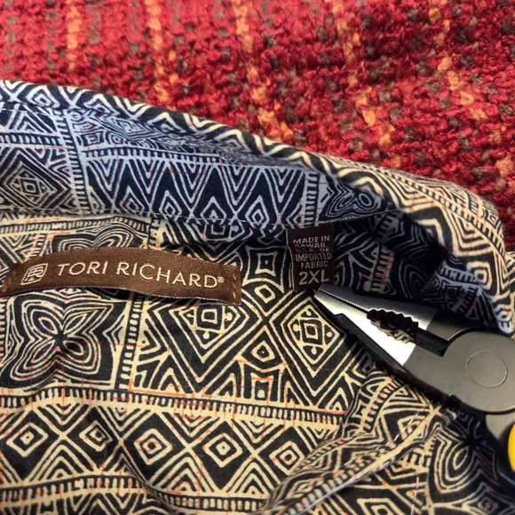 Tori Richard 2XL Short-Sleeve Button Shirt Cotton Lawn Tribal Geometric Hawaii - Picture 5 of 10